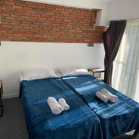Hotel Baratashvili 12 Tbilisi Bagian luar foto