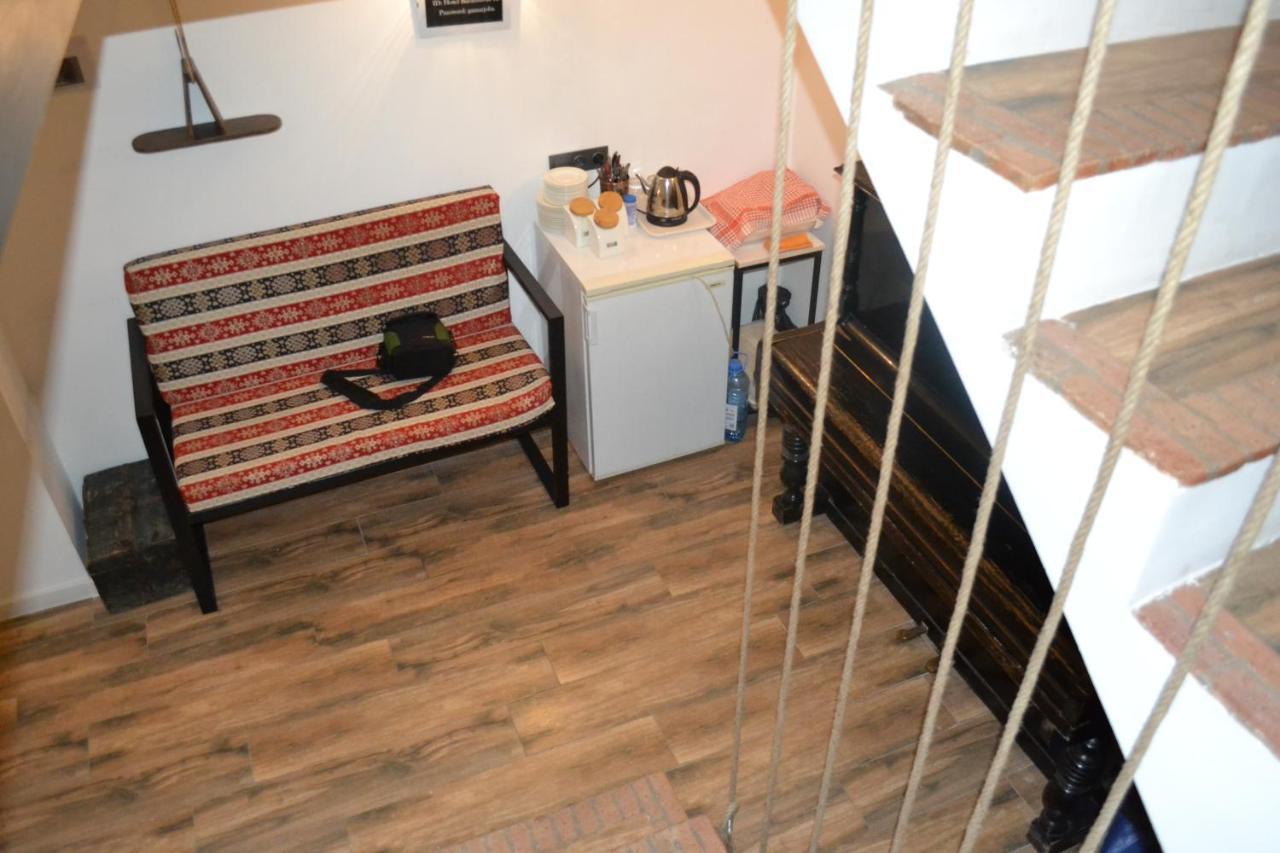 Hotel Baratashvili 12 Tbilisi Bagian luar foto