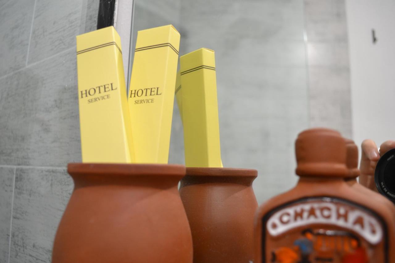 Hotel Baratashvili 12 Tbilisi Bagian luar foto
